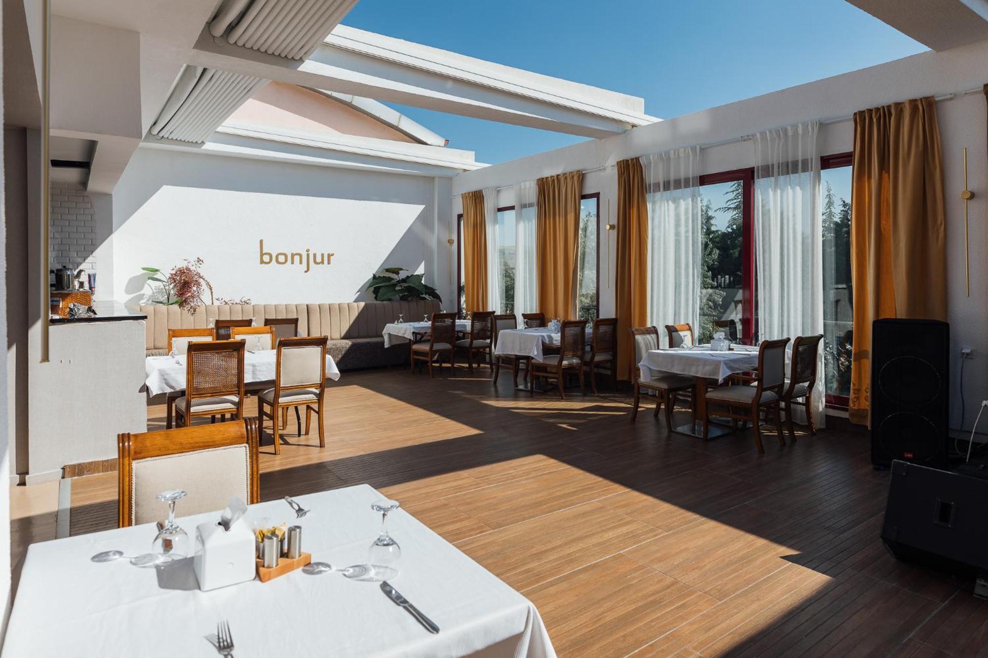 Bonjur Hotel Thermal & Wellness Club Ancara Exterior foto